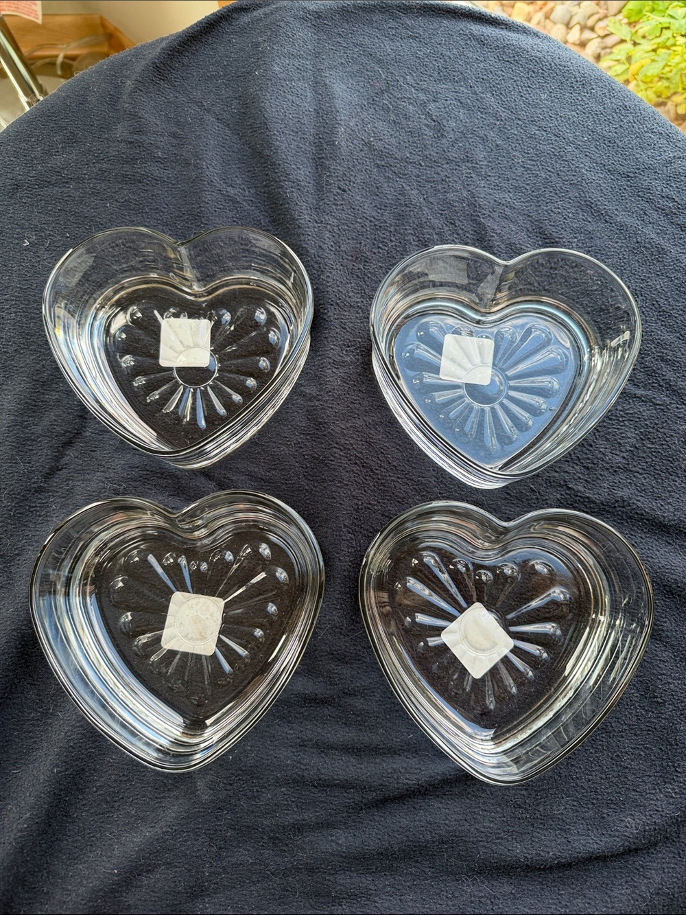 NEW Libbey Clear Glass Heart Bowls with Radiant Pressed Design 5072 set of 4